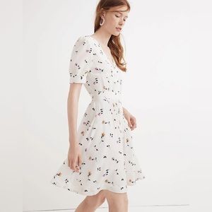 Madewell Daylily Pintuck Dress in Sweet Blossoms